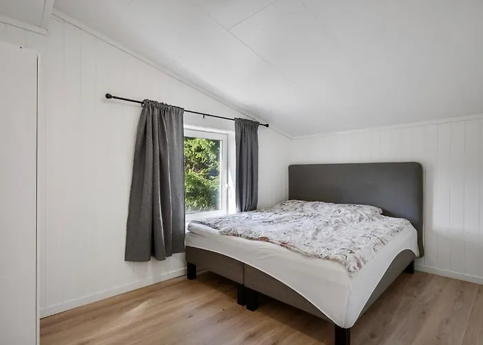 Et Fint Og Stort Enebolig Sentralt I Voss! * Voss